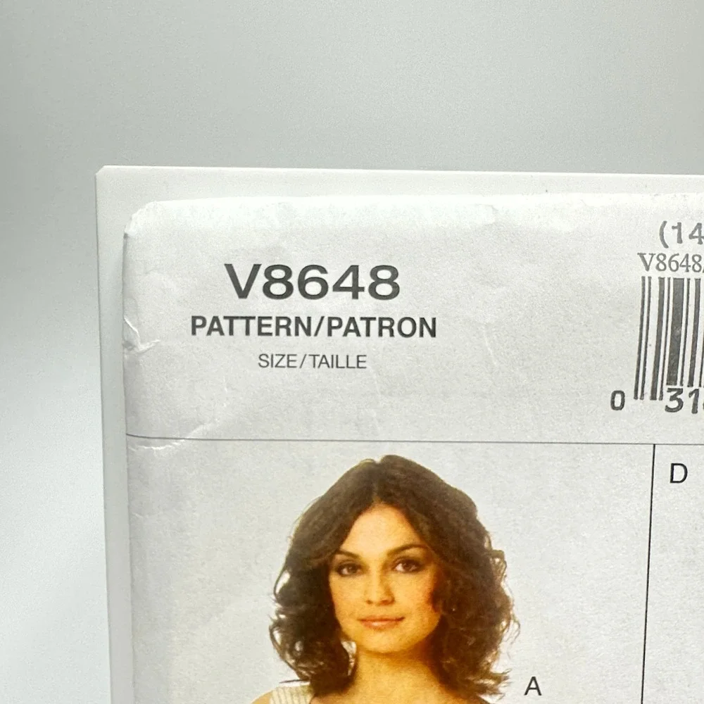 Vogue Patterns V8648 Dress Sewing Pattern Misses 14-22 Uncut Factory Folded
